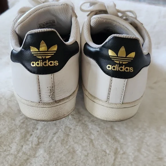 50% Off Adidas Superstart Women's Sneakers Size 6.5 - Picture 3 of 8